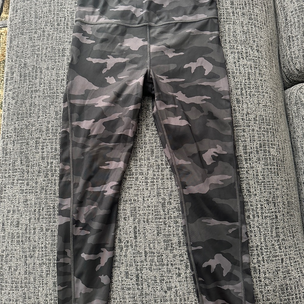 Athleta Black and Gray Camouflage Leggings